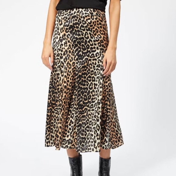Ganni Dresses & Skirts - GANNI Blakely Animal Print Silk Skirt